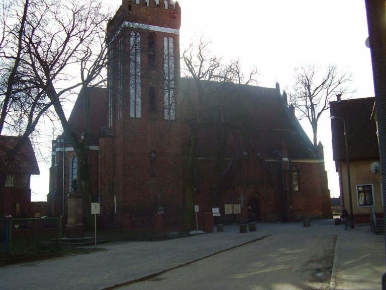 Saints Peter and Paul Church in Morąg: A Gothic Parish Church in Poland