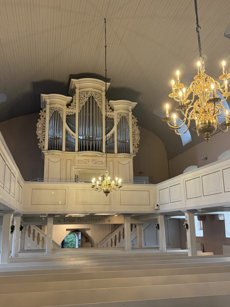 St. Jakobi, Kirchrode: A Lutheran Parish Church in Hannover