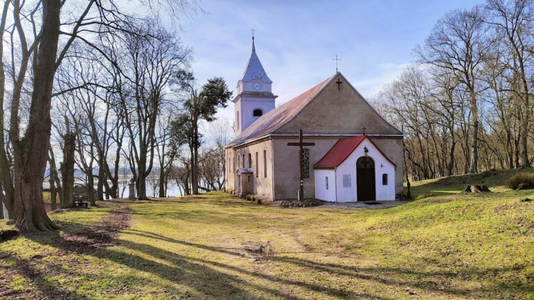 Immaculate Conception Church in Gozdowice: A Historic Filial Church in Poland