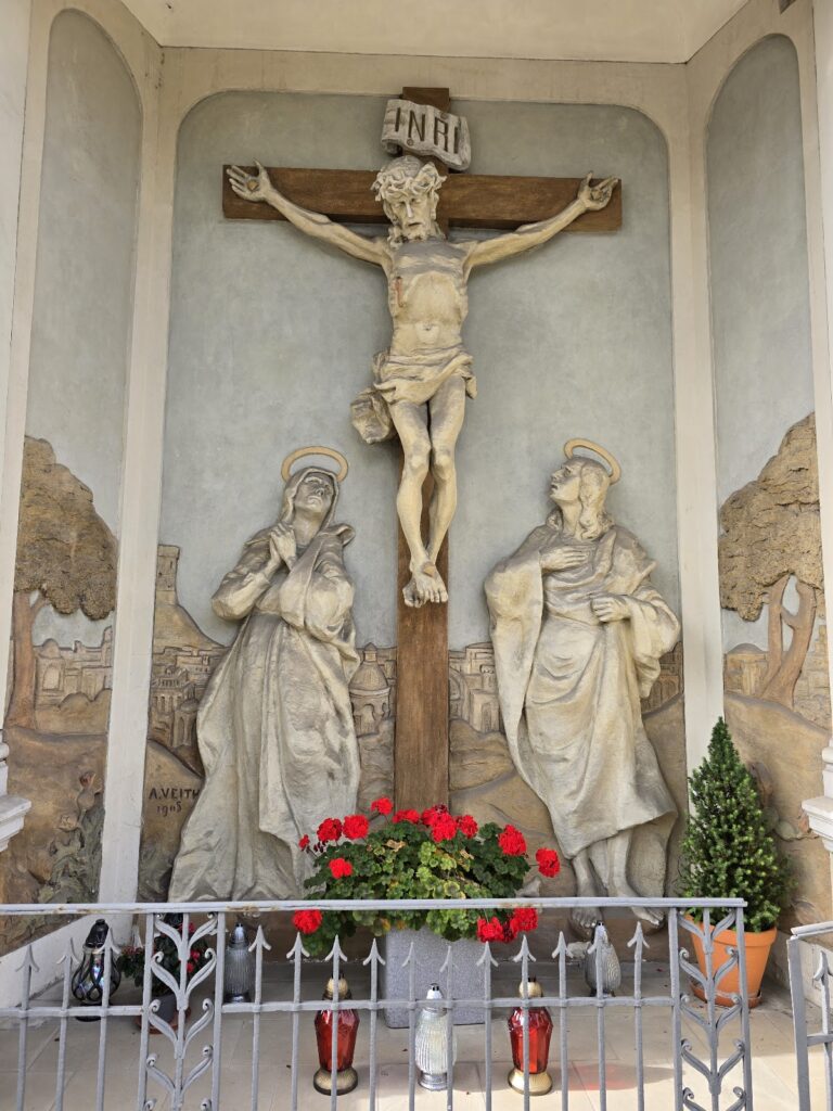 St. Florian's Church: A Roman Catholic Parish and Collegiate Church in Kraków 5 St. Florian's Church