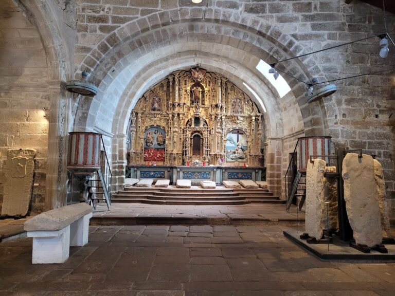Church of Santa María a Nova de Noia: A Gothic Funerary-Slab Museum in Spain