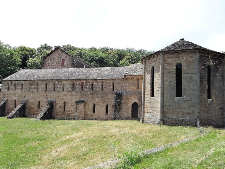 Prieuré de Comberoumal: A Grandmontian Monastic Cell in France
