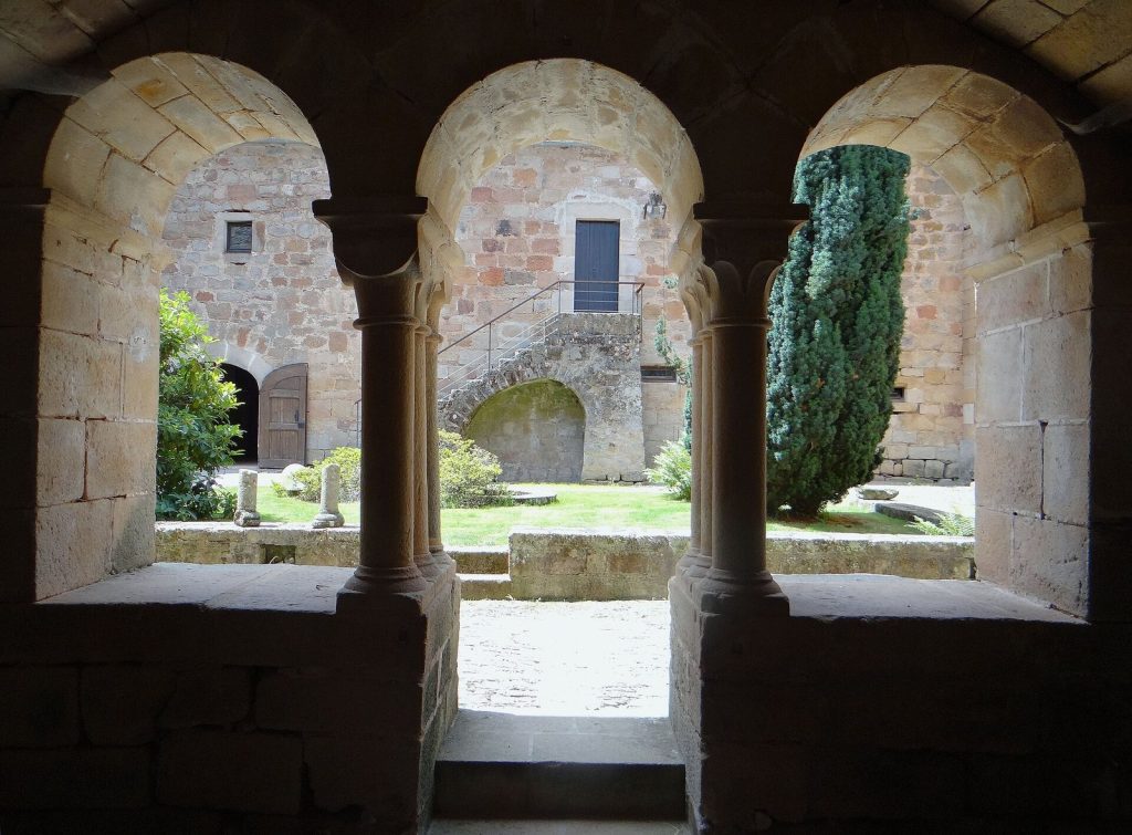Prieuré de Comberoumal: A Grandmontian Monastic Cell in France 3 Prieuré de Comberoumal
