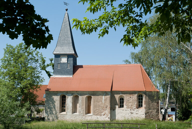 Dorfkirche Selben: A Late Gothic Evangelical Church in Germany