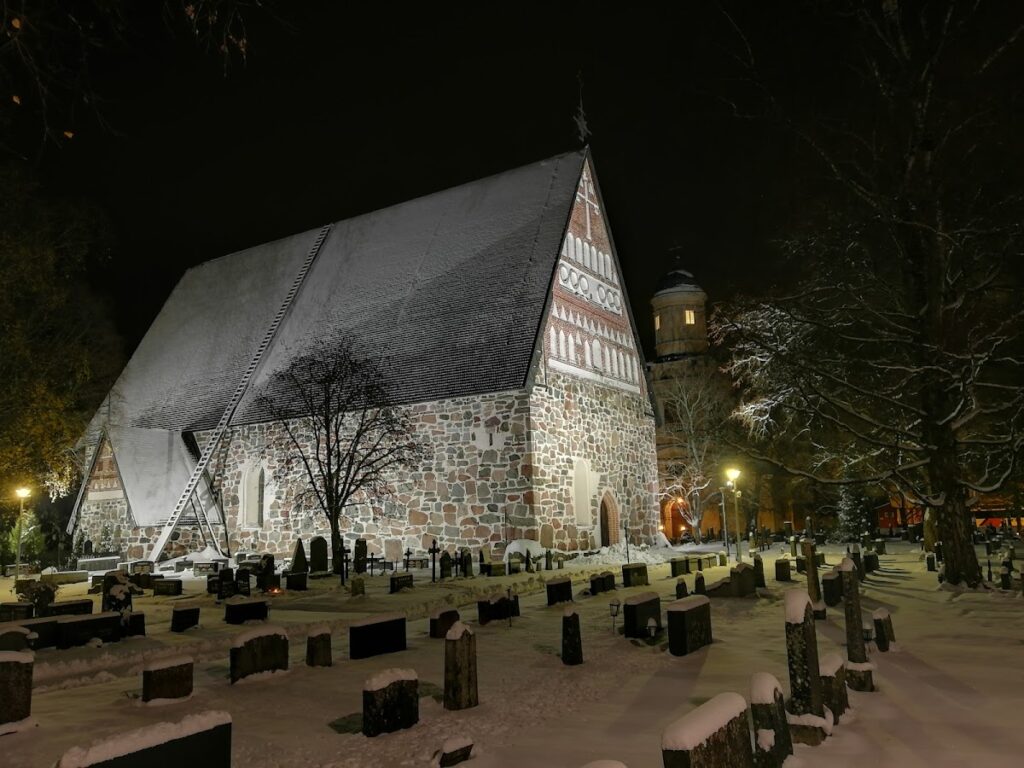 Hollola Church: A Medieval Parish Church in Finland 3 Hollola Church