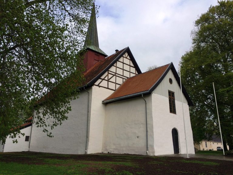 Sem Church: A Romanesque Parish Church in Norway