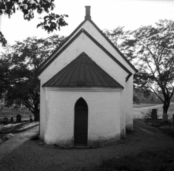 Benestad Church: A Medieval Lutheran Church in Sweden 2 Benestad Church