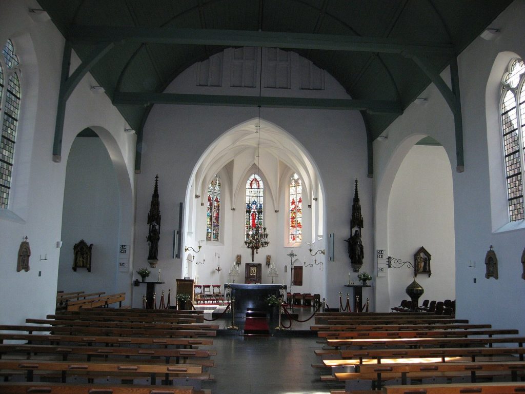 Sint Genovevakerk (Breugel): A Gothic Roman Catholic Parish Church 2 Sint Genovevakerk (Breugel)