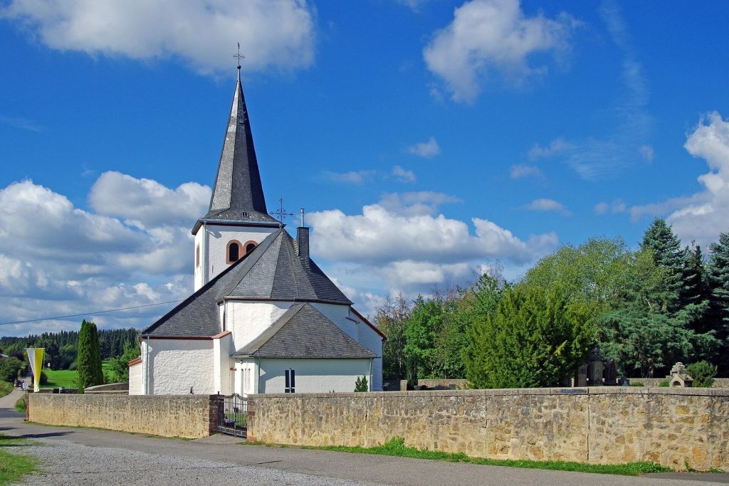 St. Cyriacus (Weyer): A Medieval Parish Church in Germany 1 St. Cyriacus (Weyer)