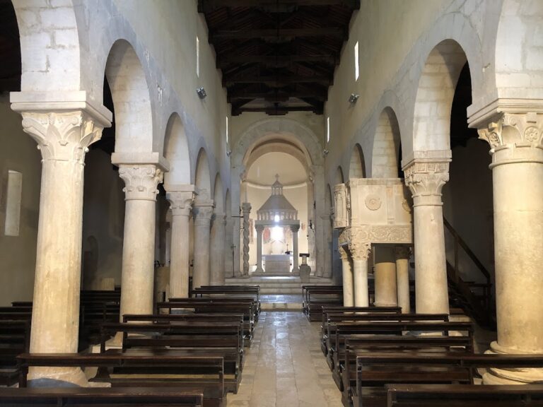 Church of Santa Maria Assunta: A Romanesque Monastic Church in Bominaco