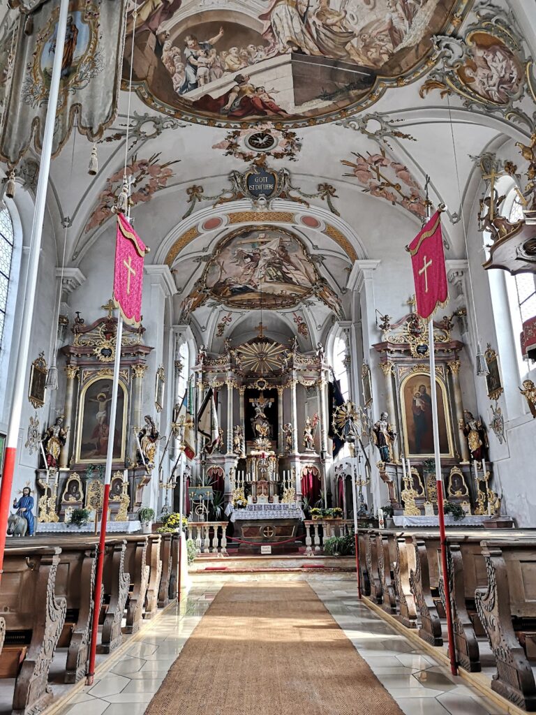 Zur Schmerzhaften Muttergottes: A Roman Catholic Parish Church in Waalhaupten