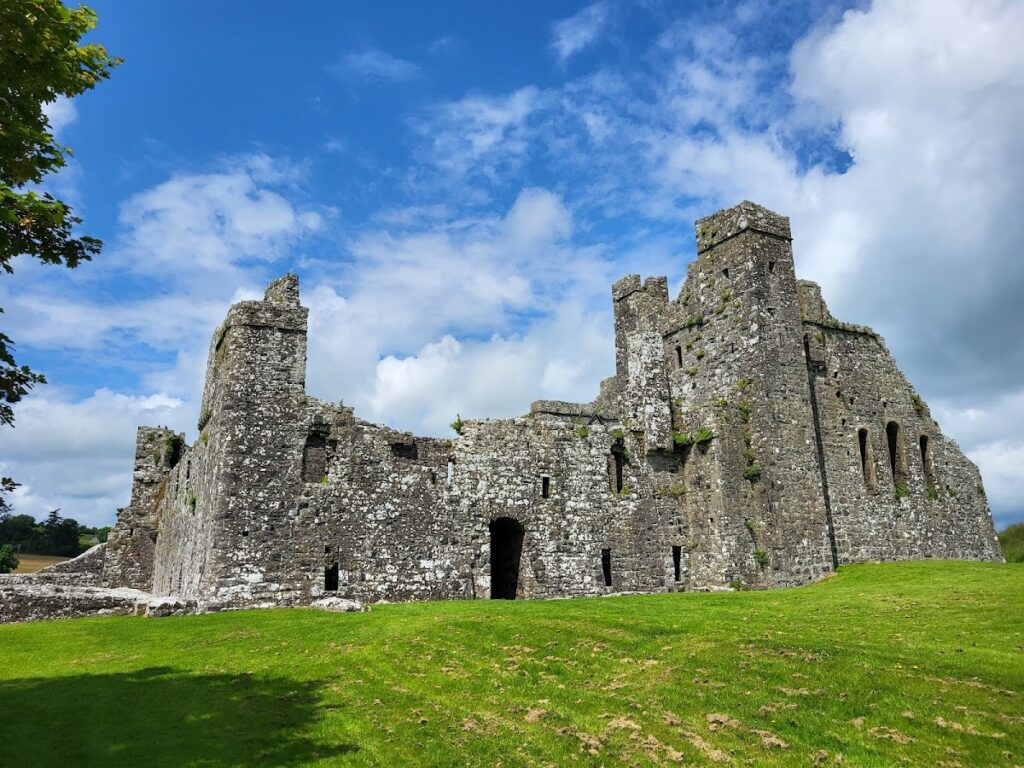 Fore Priory of Sts Taurin and Fechin: A Medieval Benedictine Monastic Complex in Ireland 1 Fore Priory of Sts Taurin and Fechin