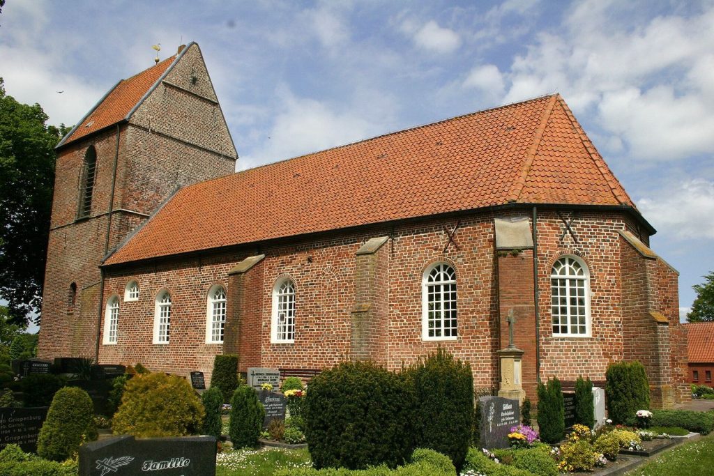 Peter-und-Paul-Kirche: A Late Gothic Lutheran Church in Germany 1 Peter-und-Paul-Kirche