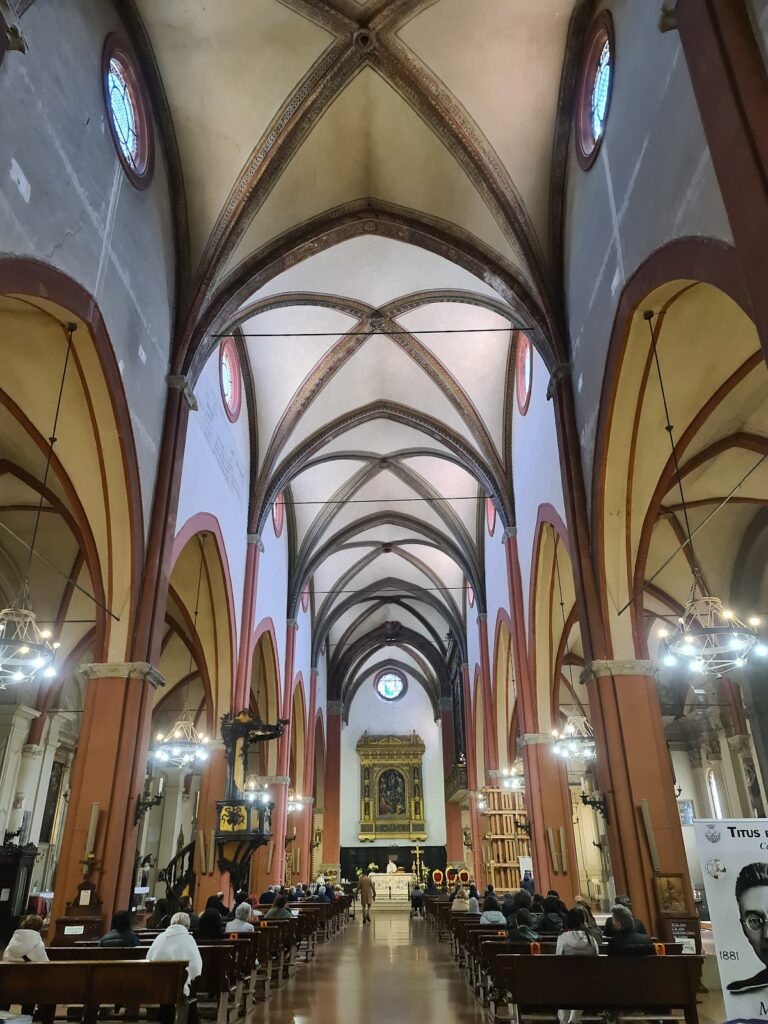 San Martino: A Carmelite Basilica in Bologna