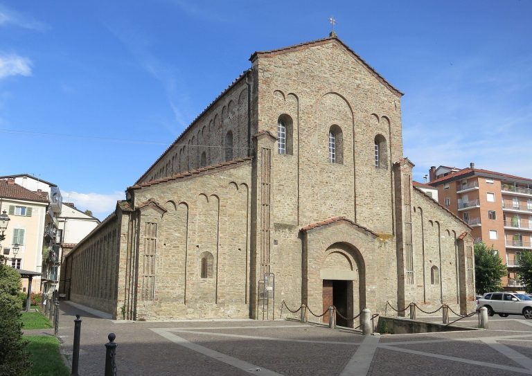 Church of the Addolorata, Acqui Terme: A Romanesque Basilica and Former Cathedral
