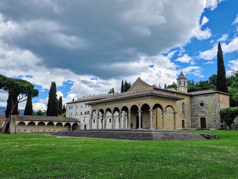 Santa Maria delle Grazie Church in Arezzo: A Late-Gothic Catholic Sanctuary
