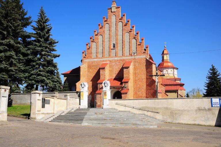 Exaltation of the Holy Cross Church in Brzeziny: A Historic Roman Catholic Church