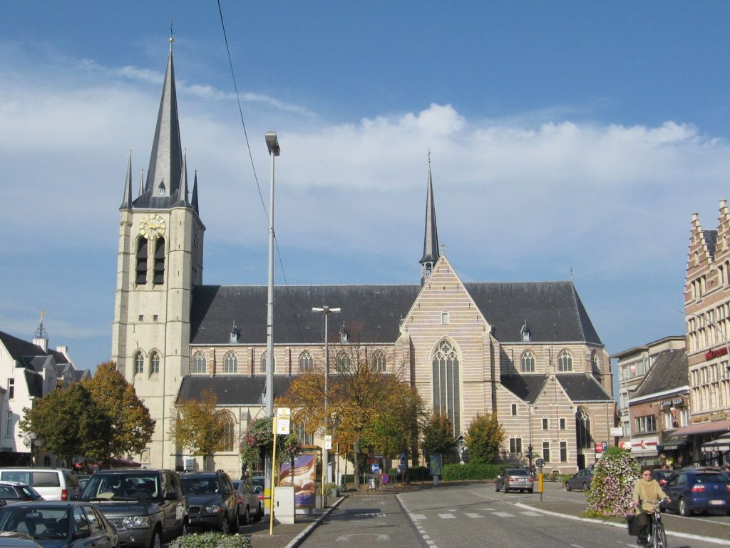 Sint-Amandskerk: Geel’s Historic Parish Church in Belgium 2 Sint-Amandskerk