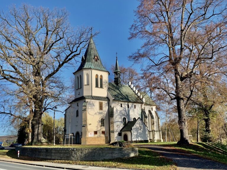 Saint Martin church in Gnojnik: A Gothic Roman Catholic Church in Poland