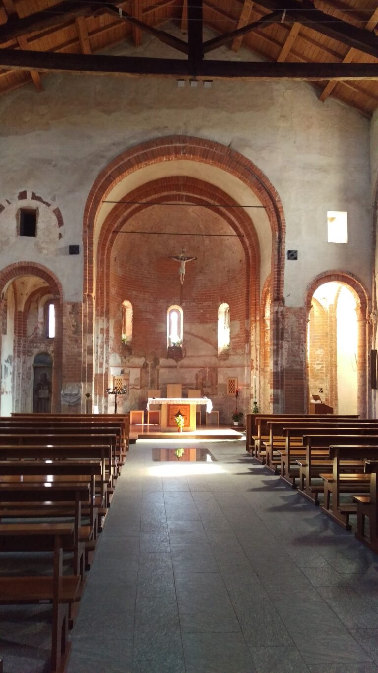Santa Maria la Rossa Church: A Romanesque Church in Milan