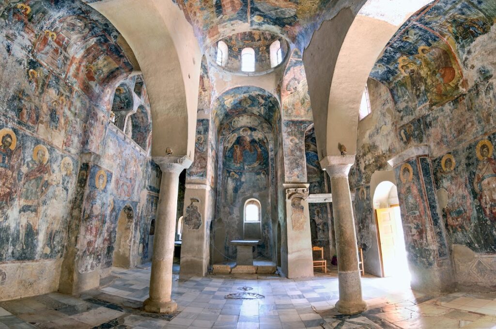 Peribleptos Monastery: A Late Byzantine Monastery at Mystras 2 Peribleptos Monastery