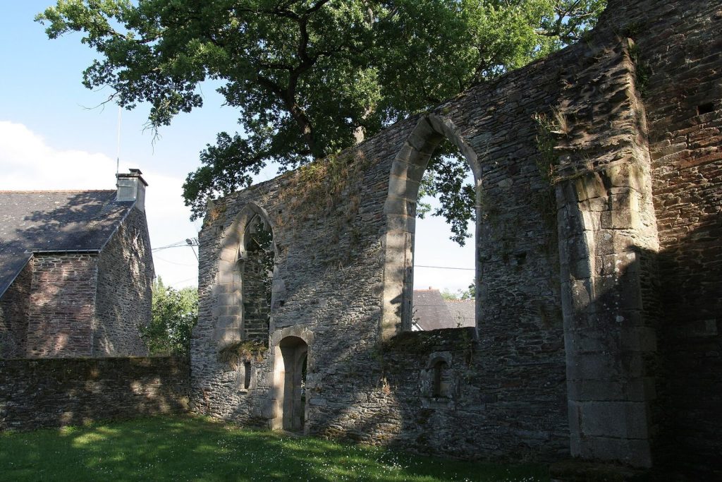 Chapel of the Madeleine of Malestroit: A Ruined Medieval Chapel in France 2 Chapel of the Madeleine of Malestroit