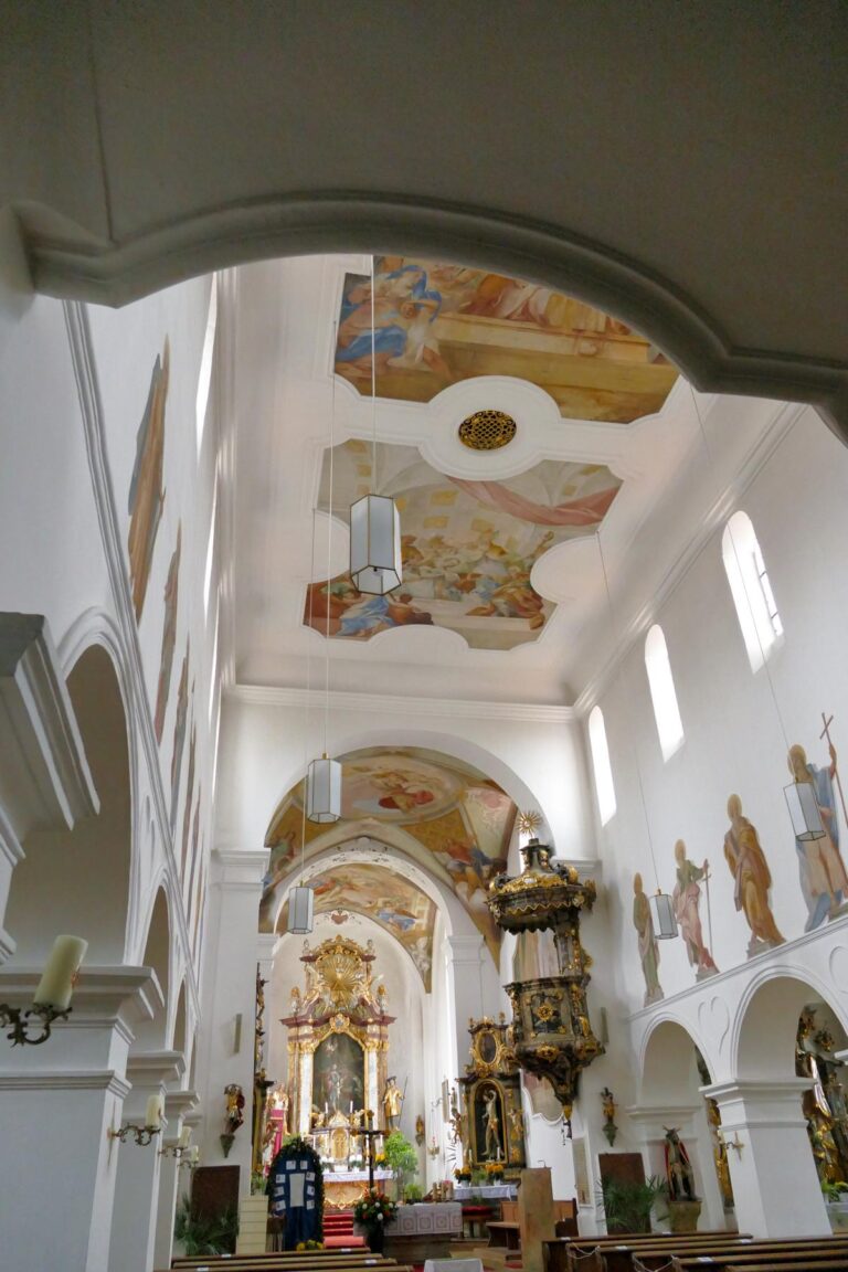 St. Tiburtius: A Baroque Parish Church in Steinach, Germany