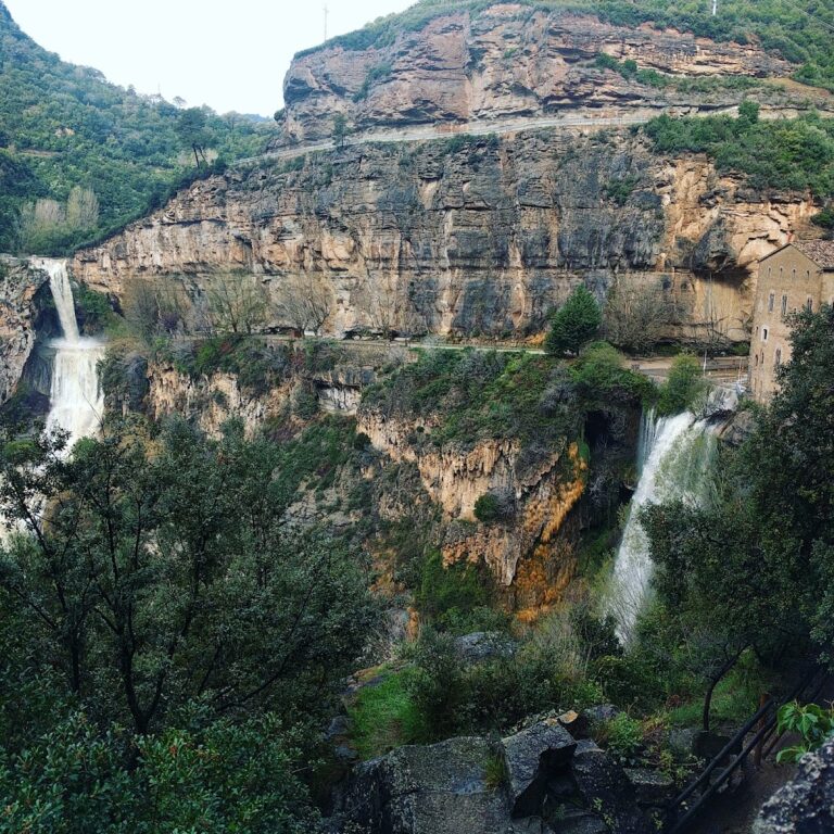 Sant Miquel del Fai: A medieval monastic complex in Spain
