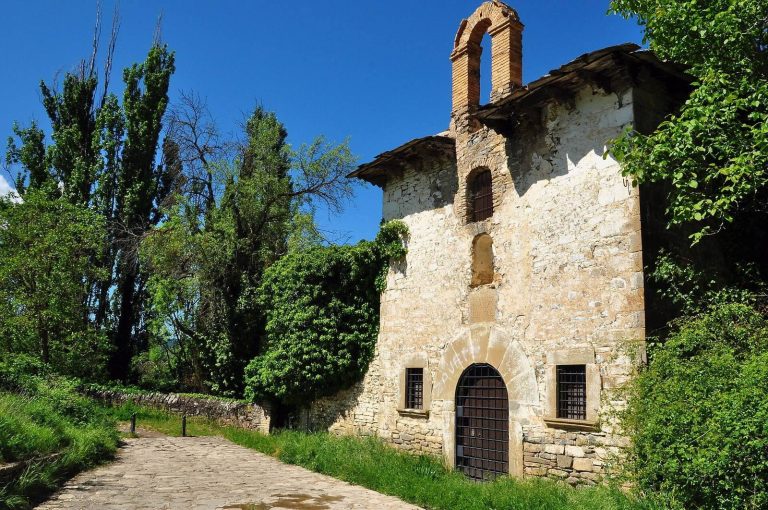 Ermita de San Cristóbal de Jaca: A Pilgrimage Chapel in Spain