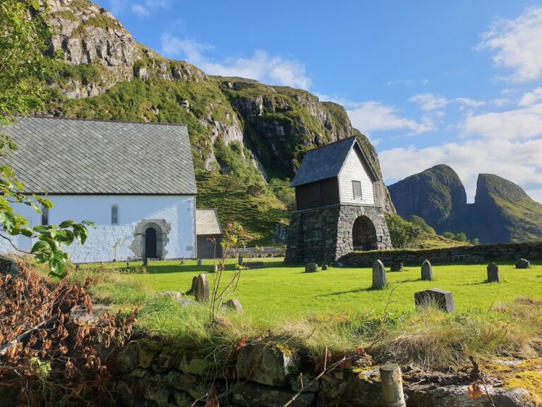 Kinn Church: A Medieval Romanesque Church in Norway