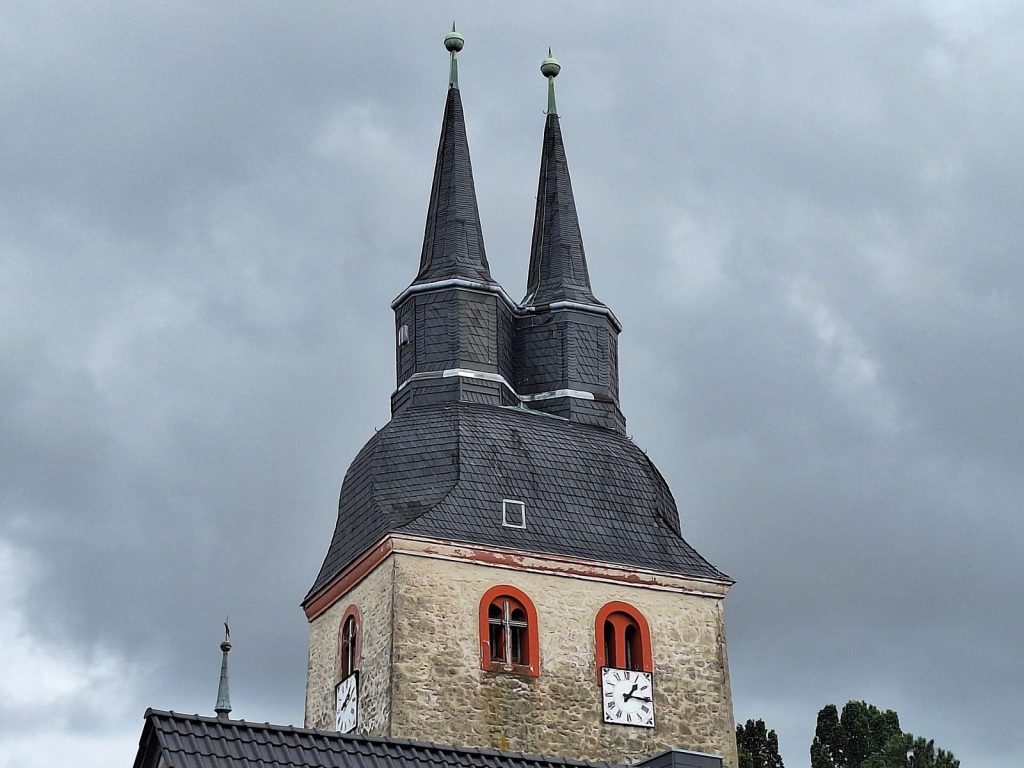 St. Laurentius: An Evangelical Fortified Church in Krostitz 2 St. Laurentius