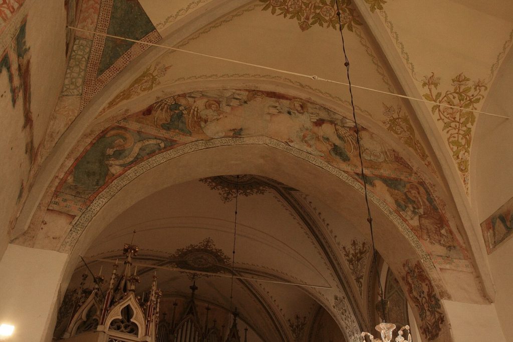 Evangelical Church of the Augsburg Confession in Dobšiná: A Late Gothic Church in Slovakia 2 Evanjelický a. v. kostol (Dobšiná)