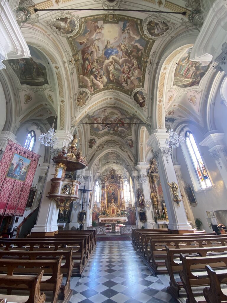 Basilika Absam: A Late Gothic Marian Pilgrimage Church in Austria
