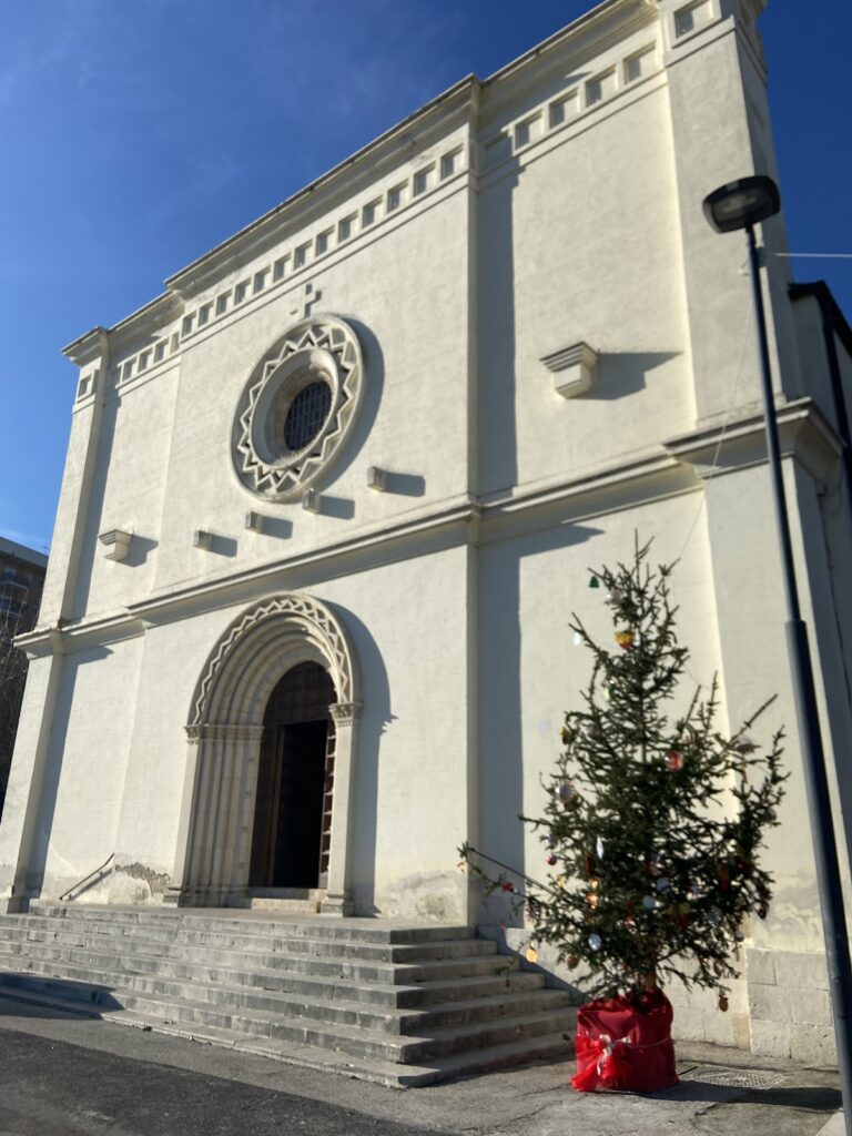 Church of Santa Reparata: A Historic Catholic Church in Casoli, Italy