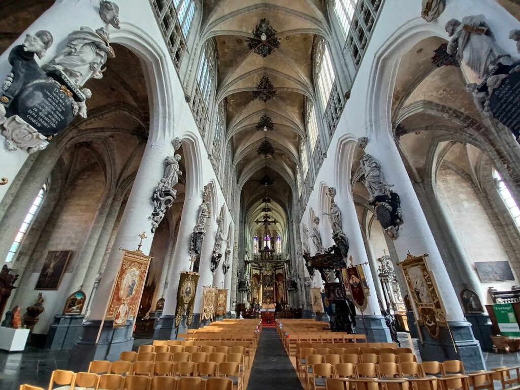Sint-Sulpitius en Dionysiuskerk (Diest)