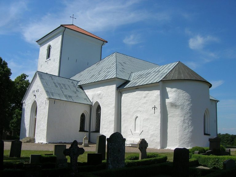 Fågeltofta Church: A Romanesque Lutheran Church in Sweden