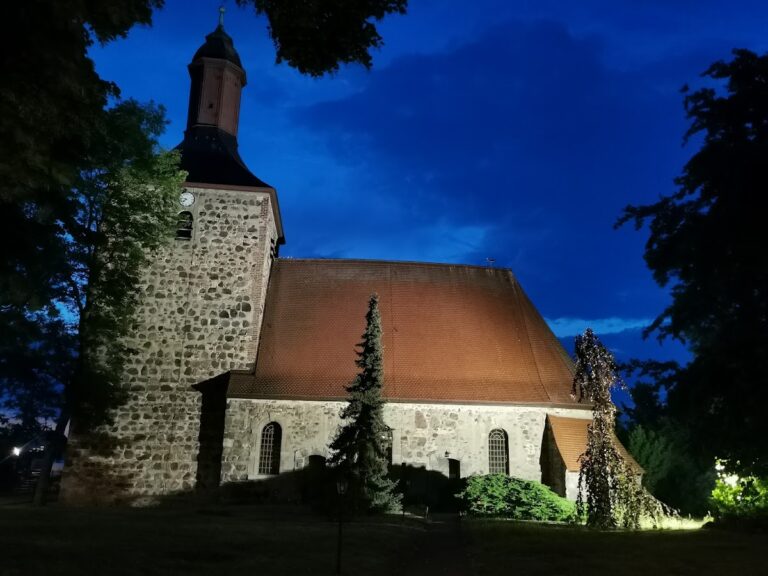 Village church Bötzow: An Evangelical St. Nicholas Church in Germany