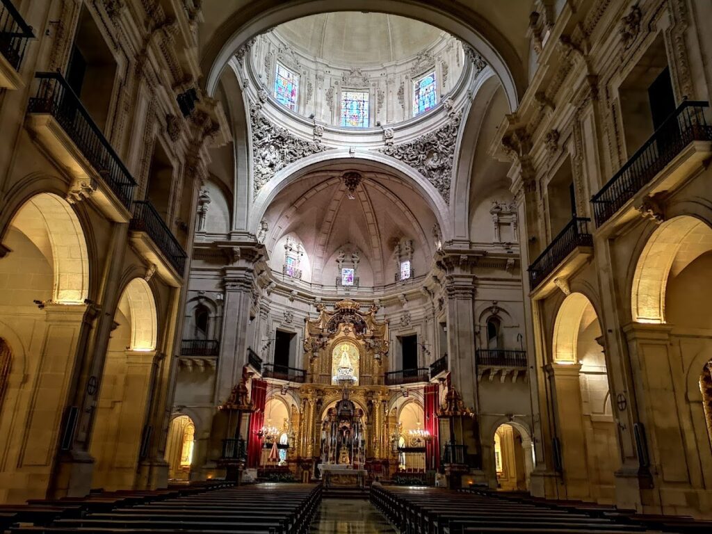 Basilica of St. Mary, Elche