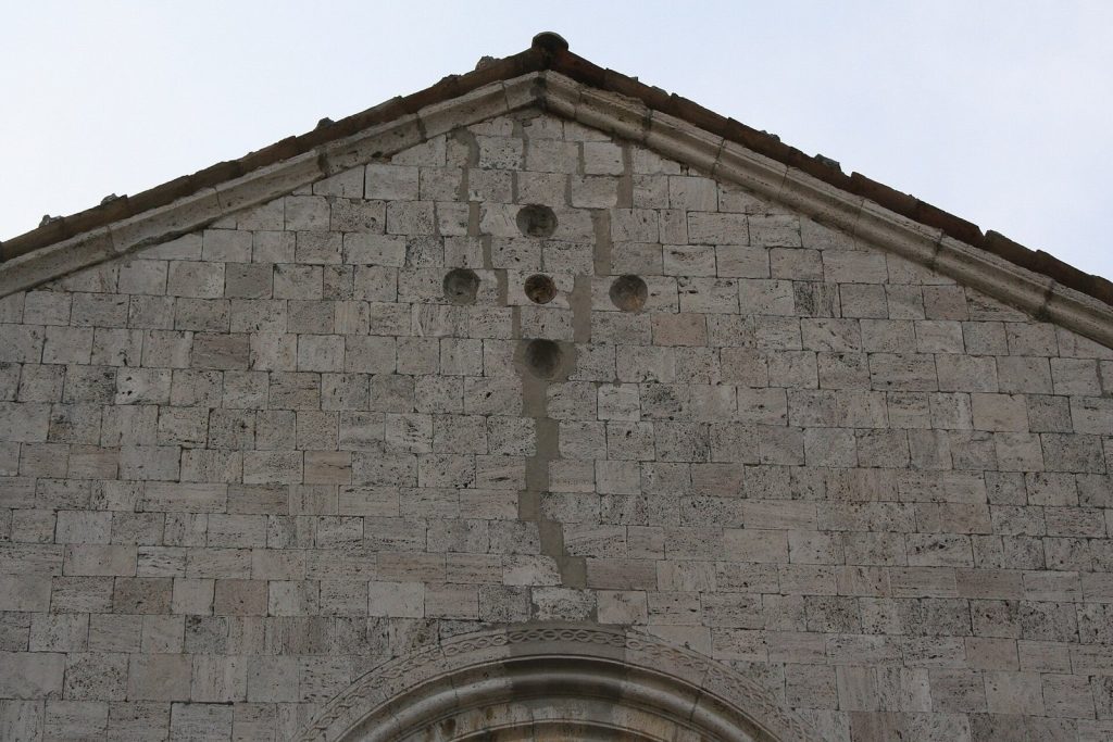 Santa Maria delle Donne: A Romanesque Church and Former Clarisse Monastery Church in Italy 1 Santa Maria delle Donne