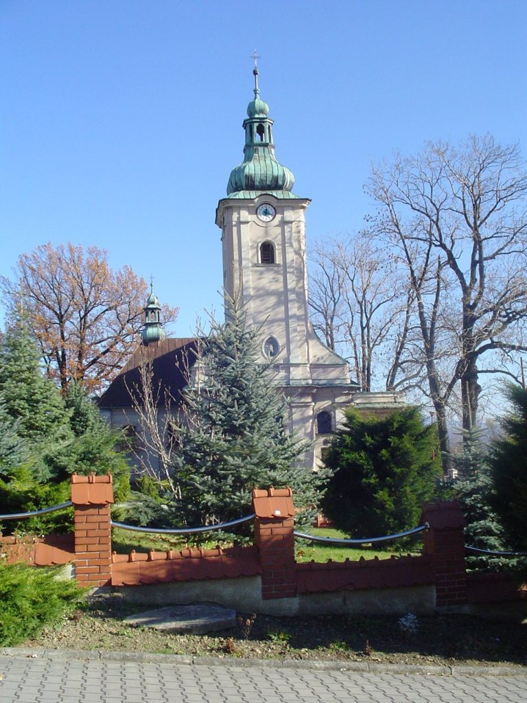Saint Martin Church in Radziechowy: A Historic Roman Catholic Parish Church 2 Saint Martin church in Radziechowy