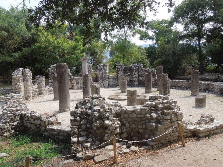 Baptistery of Butrint: A Sixth-Century Christian Baptismal Building in Albania