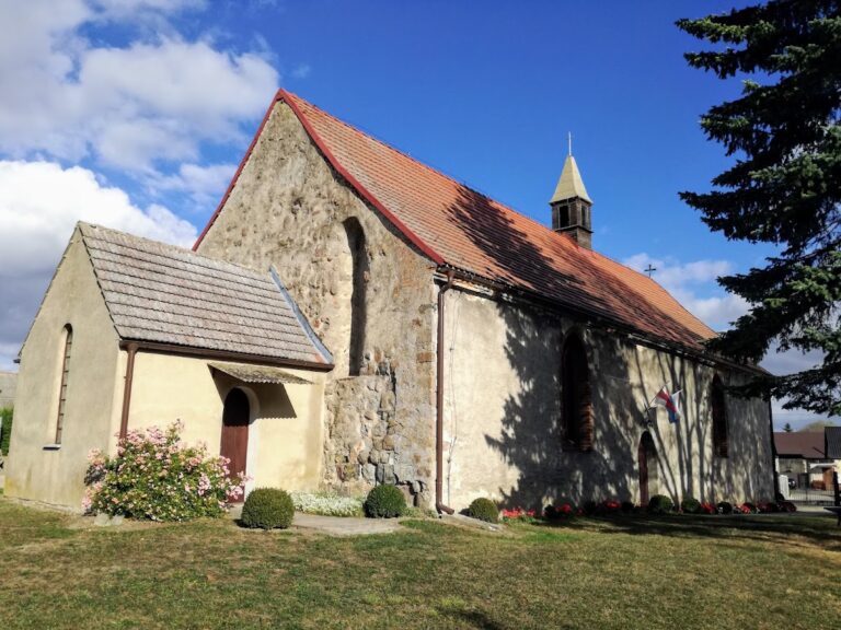 Church of Our Lady of the Rosary in Letnin: A Medieval Filial Church in Poland