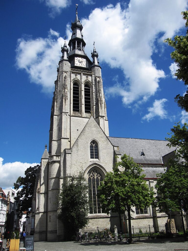 Sint-Maartenskerk: A Gothic and Neo-Gothic Church in Kortrijk, Belgium