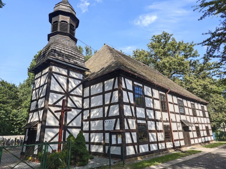 Church of the Assumption in Radomierowice: An Eighteenth-Century Timber-Frame Church in Poland