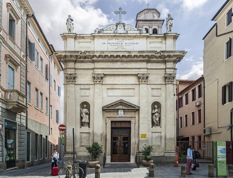 San Daniele in Padua: A Medieval Roman Catholic Church