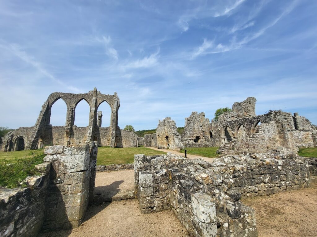 Bayham Old Abbey: A Premonstratensian Monastery in Kent and Sussex 1 Bayham Old Abbey