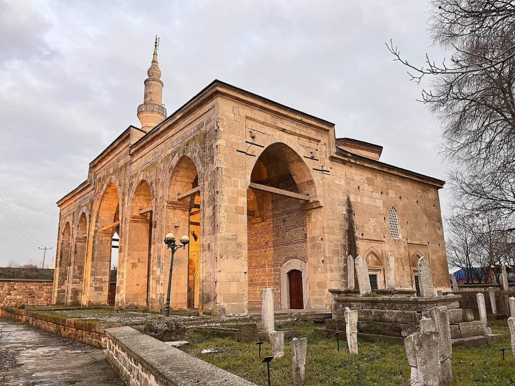 Gazi Mihal Bey Mosque: An Early Ottoman Mosque in Edirne 2 Gazi Mihal Bey Mosque