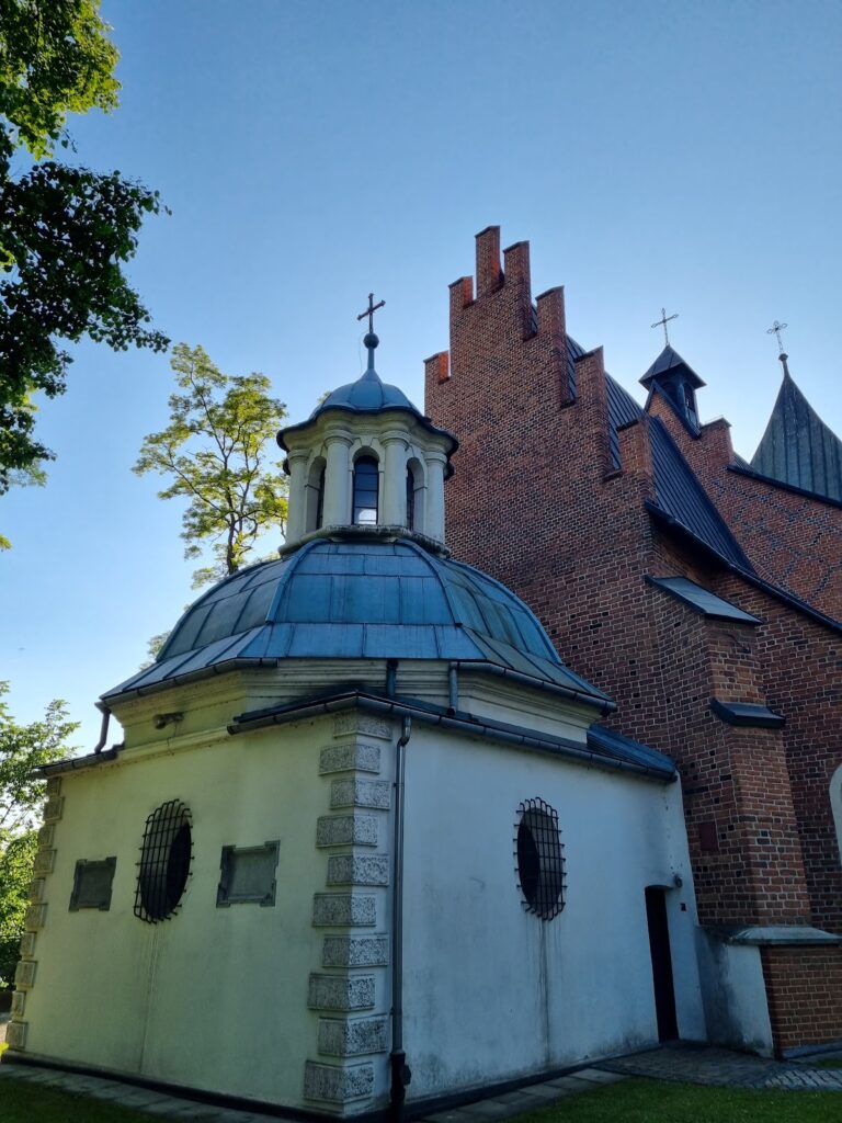 Church of San Gregorio Magno in Kraków: A Gothic Parish and Former Collegiate Church 2 Church of San Gregorio Magno in Kraków