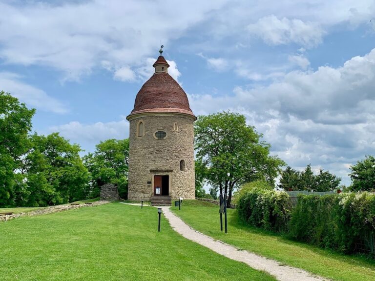 Rotunda in Skalica: An Early Romanesque Chapel and Fortified Monument
