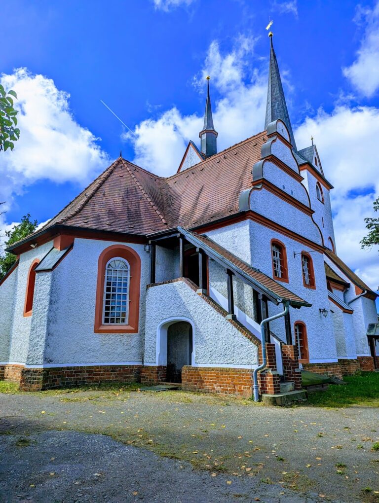 Gnadenkirche: An Evangelical Lutheran Parish Church in Leipzig